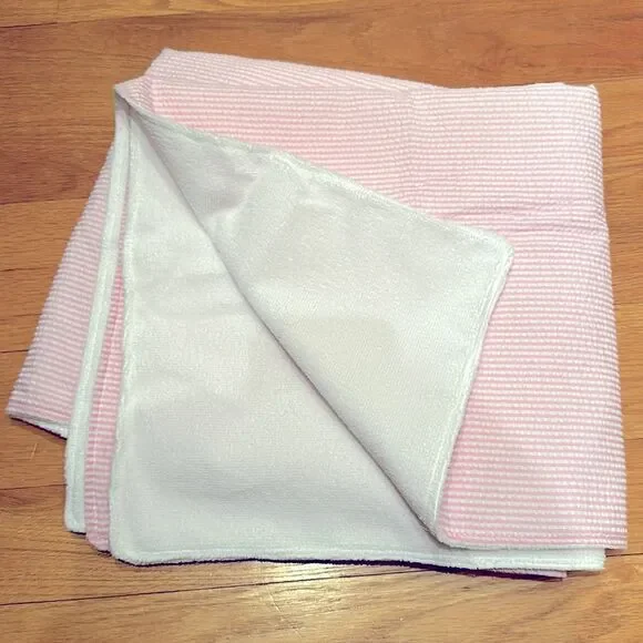 Seersucker Beach Towel - Picture 4 of 4